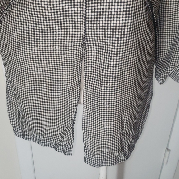 Top - Picture 4 of 7